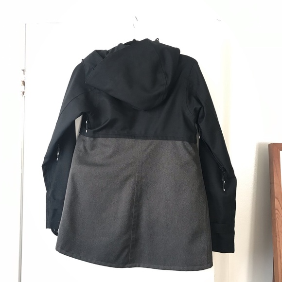 Holden Winter Jacket - Picture 2 of 9